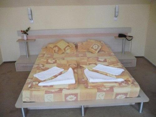 Suri Guesthouse Braşov Exteriör bild