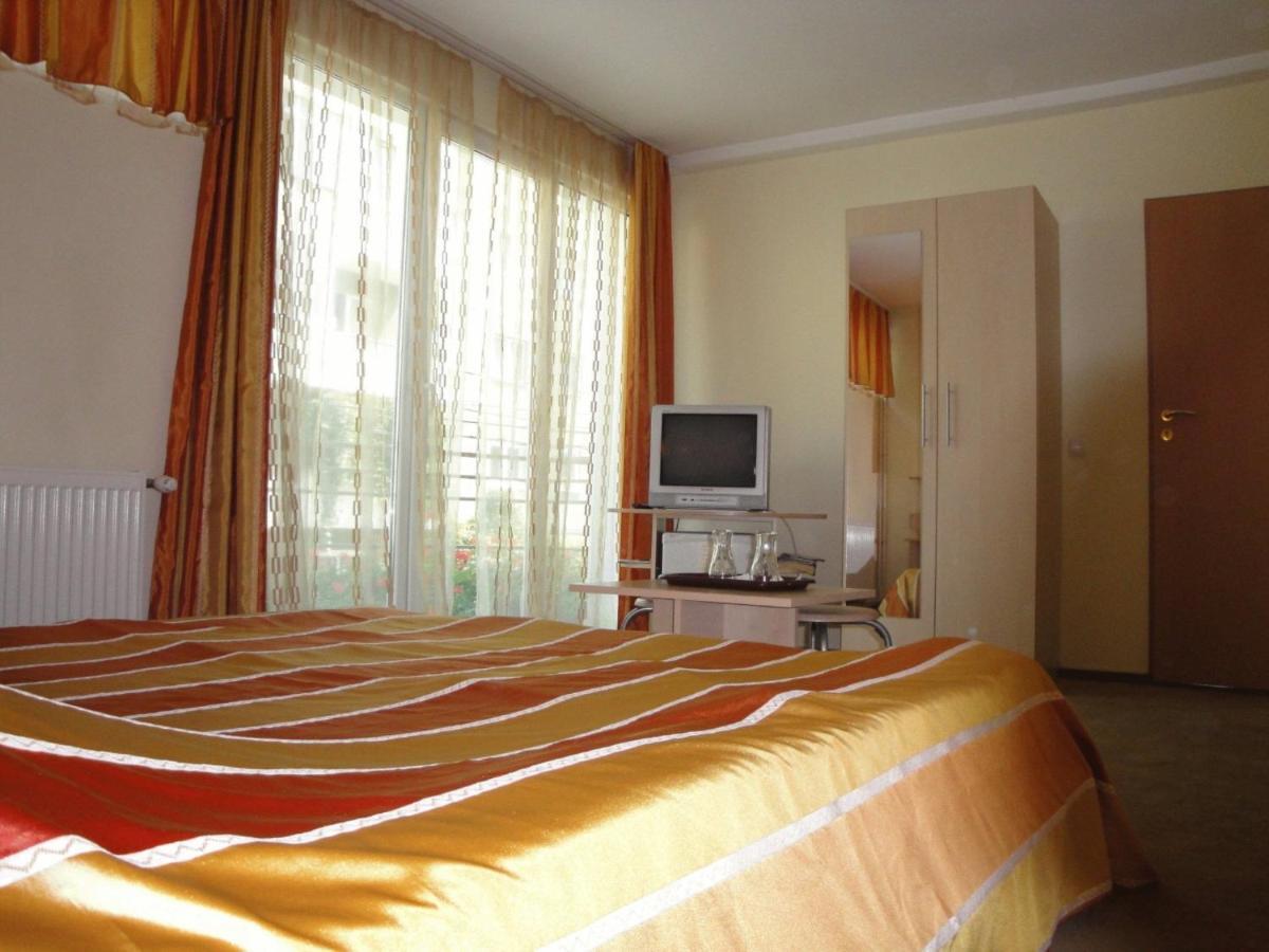 Suri Guesthouse Braşov Rum bild